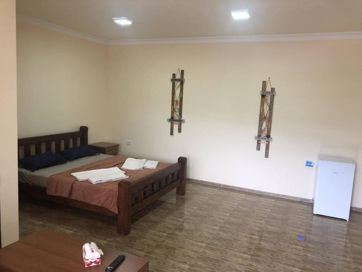 Hotel Hovit Bagratashen エクステリア 写真