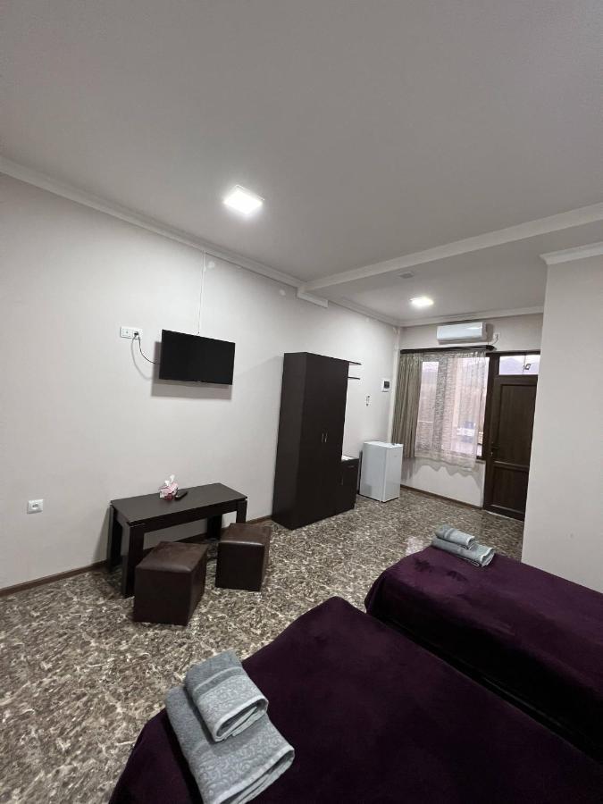 Hotel Hovit Bagratashen エクステリア 写真