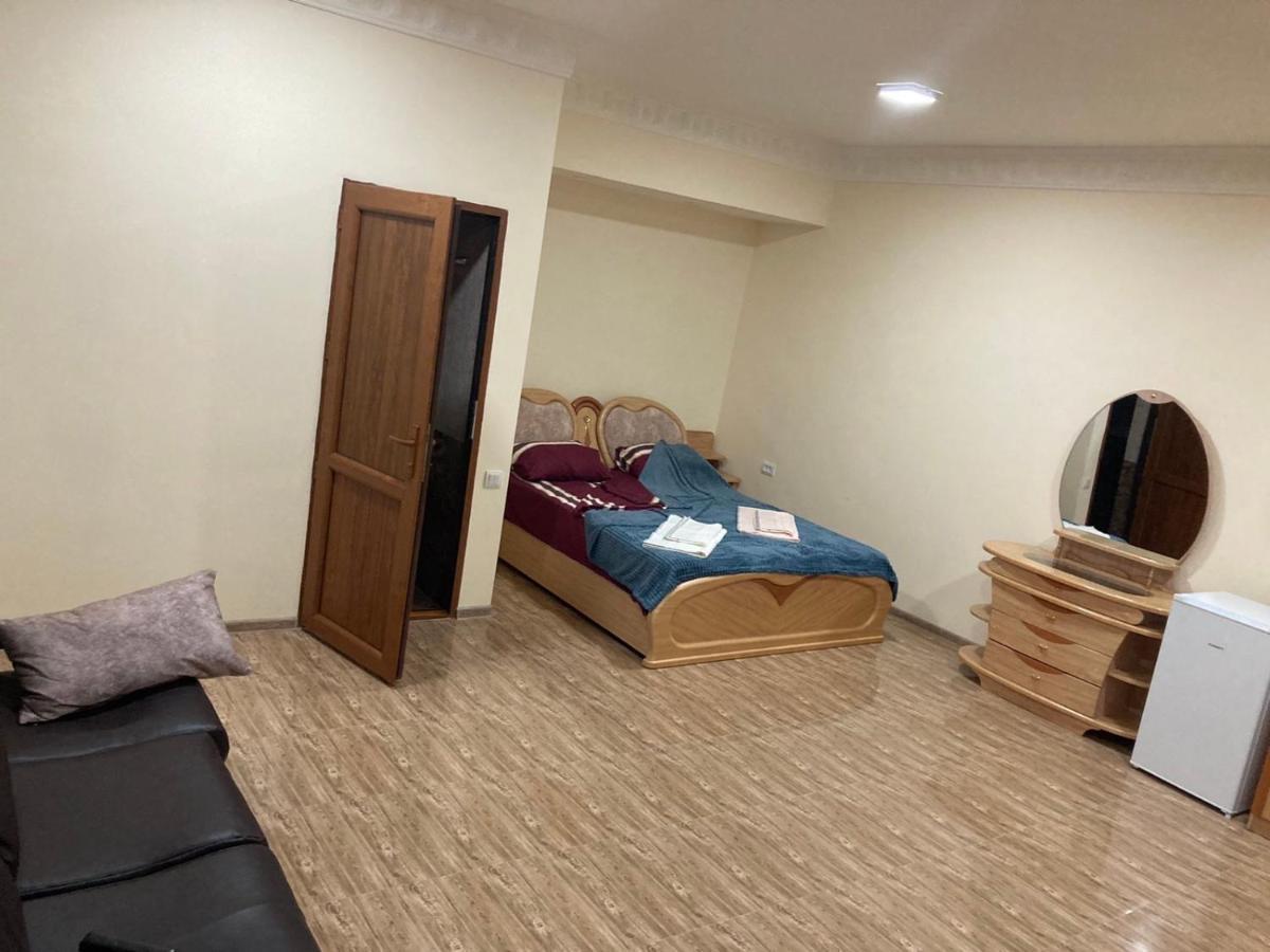 Hotel Hovit Bagratashen エクステリア 写真